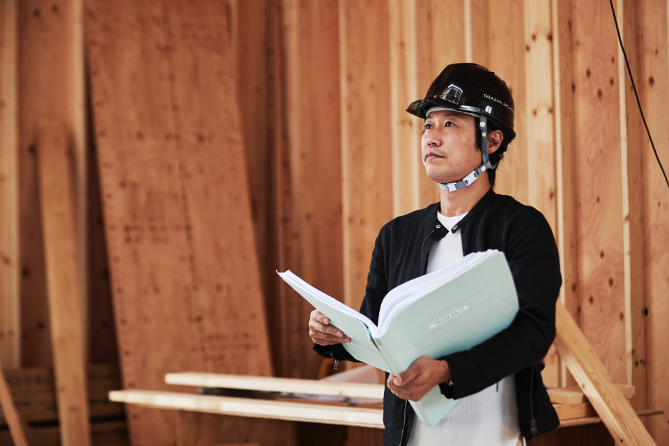 ブランディングデザイン｜人物撮影4